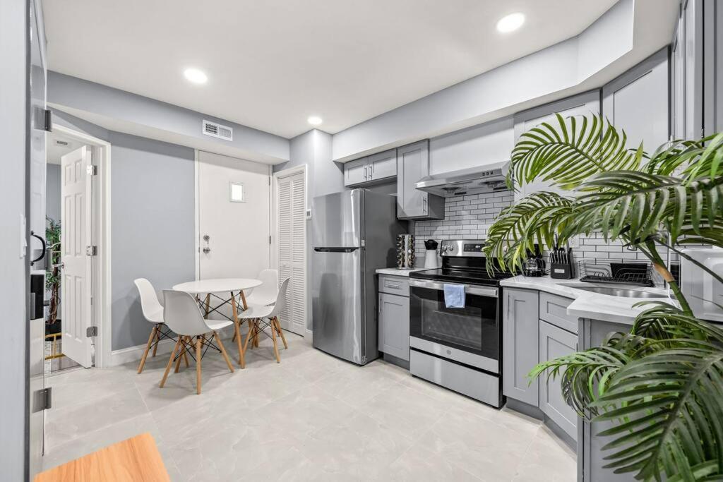 New! Cozy Apt In Center City! Philadelphia Exteriör bild
