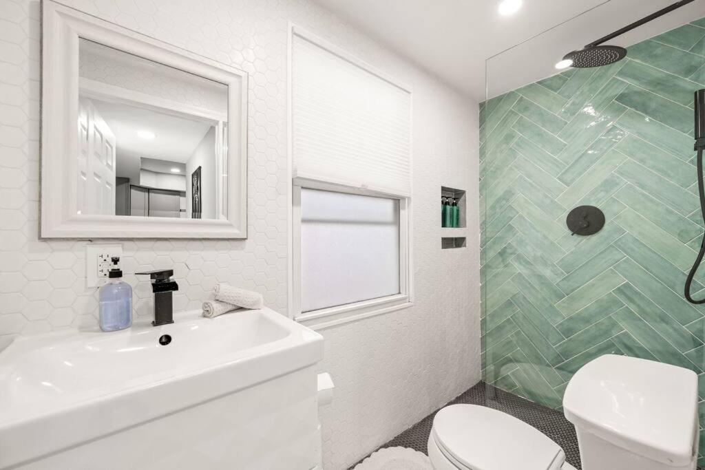 New! Cozy Apt In Center City! Philadelphia Exteriör bild